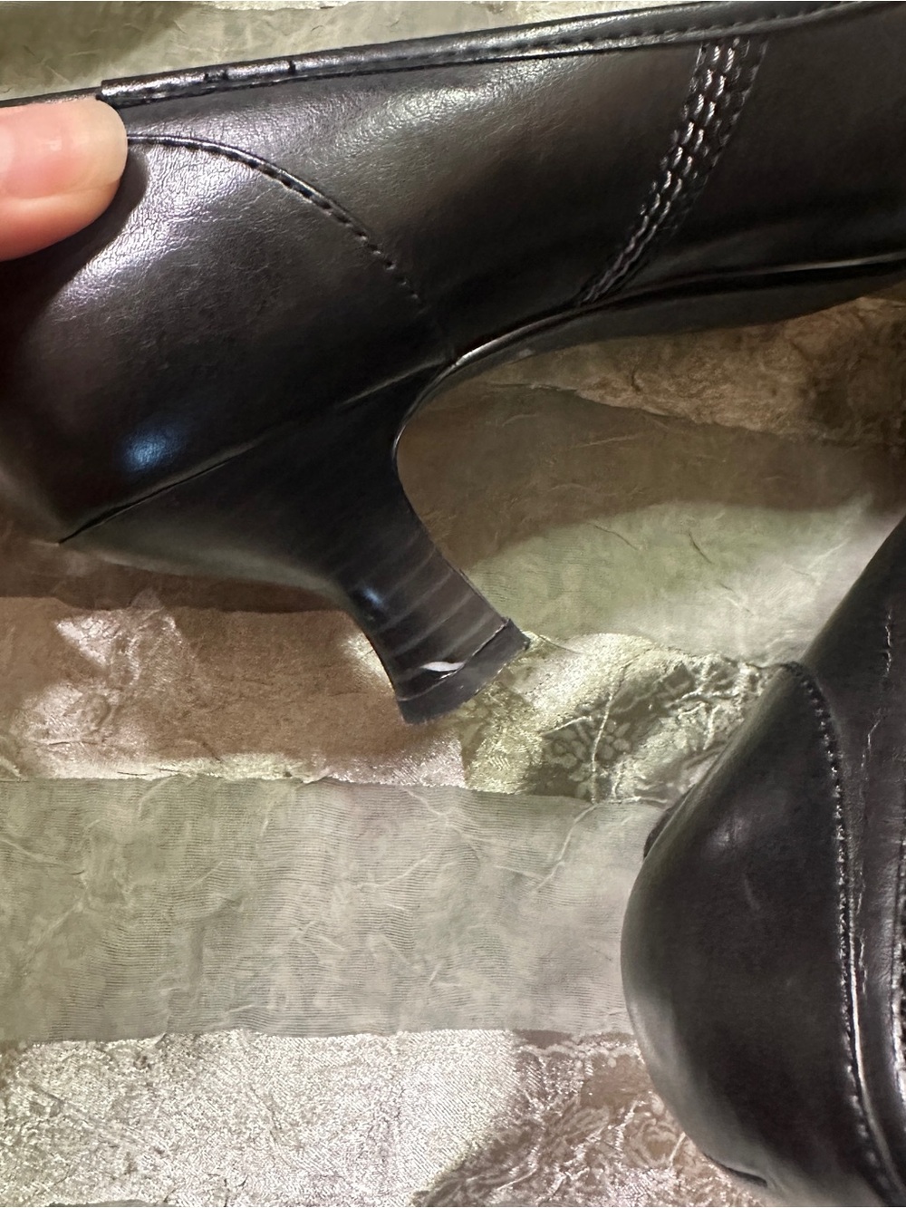 Y2K Mudd Black Leather Mary Jane Ballet Kitten Heels with Buckle Detail - Picture 9 of 9